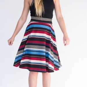 Agnes & Dora XS Midi Skirt